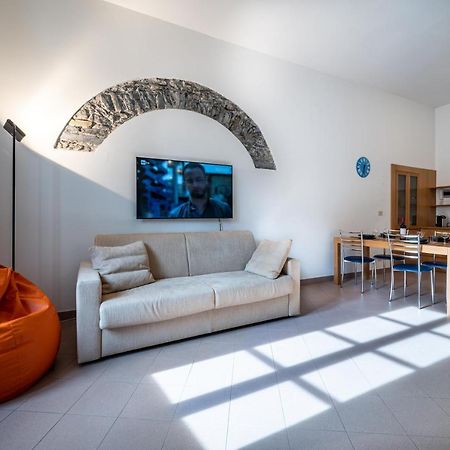 My Holiday - Casa Ghislanzoni โดมาโซ ภายนอก รูปภาพ